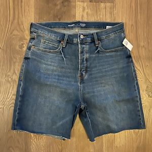 Old Navy Ski-High Straight Leg Jean Shorts